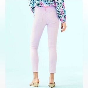 NWT Lilly Pulitzer South Ocean Skinny Jean. Sweet Violet